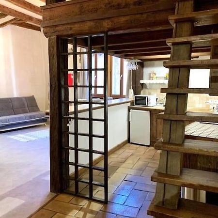 Ferienwohnung L'Atypique, Bord Du Thiou Annecy Exterior foto